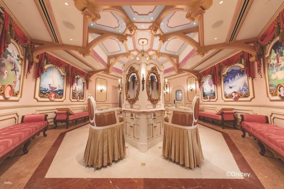 [One-Day Disney Princess Experience] Hong Kong Disneyland | Magic Makeup Salon - Disney Princess/Prince Styling and Photography Services