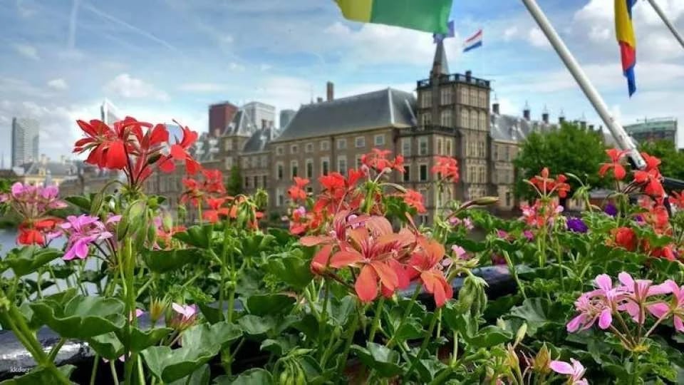 One day in Hague with self-guided audio tour