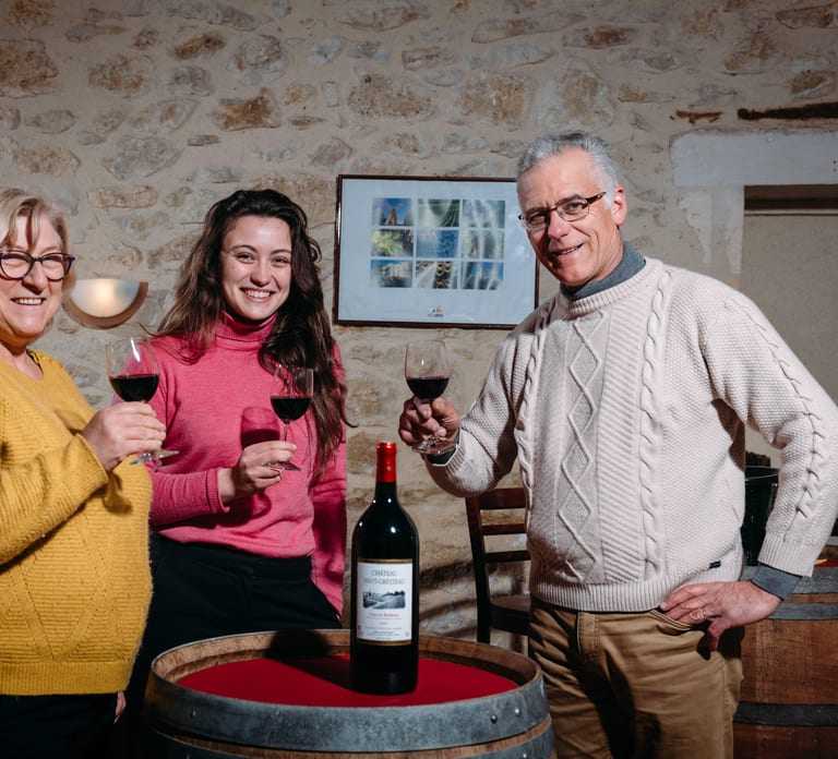 Bordeaux: Explore an Organic Family Vineyard with Tasting