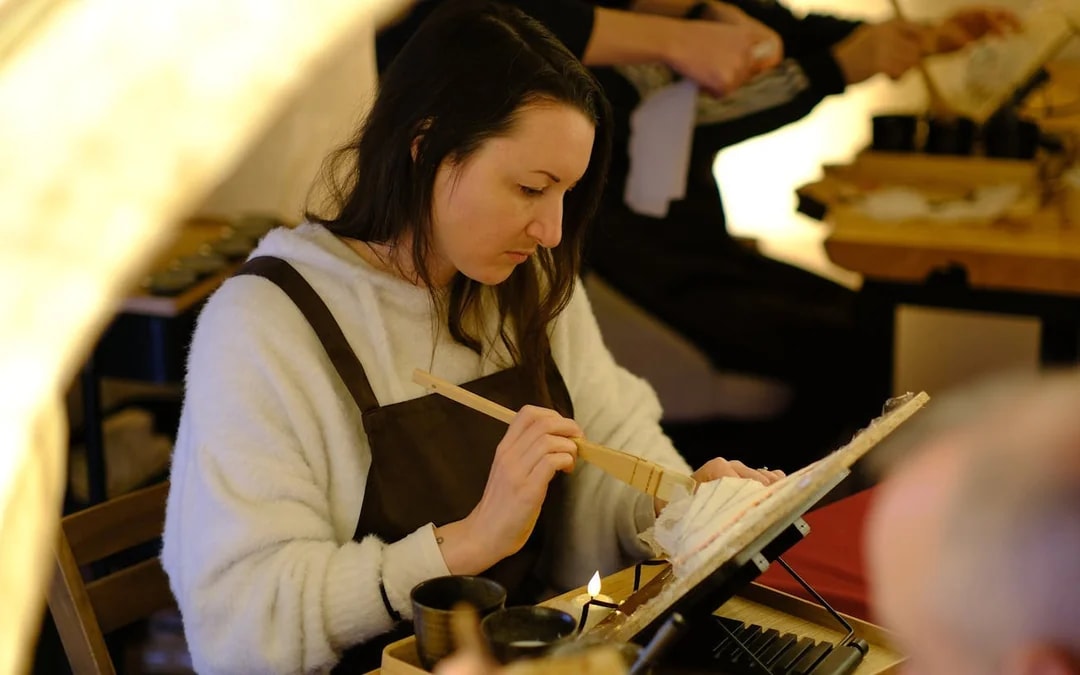 Osaka Washi Paper Lamp Workshop with Artist and a Drink Image 7