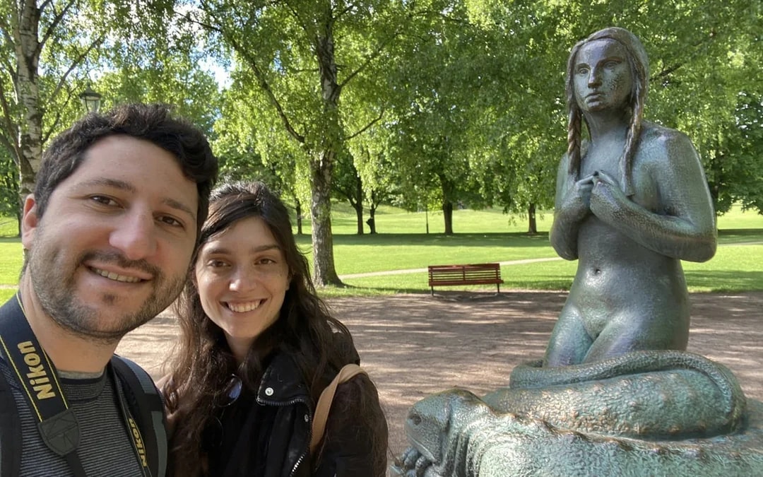 Oslo's Vigeland Park: Self-Guided City Exploration Game Image 3