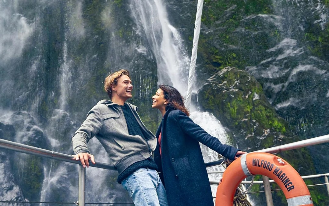 Overnight Milford Sound Cruise with Dinner & Activities Image 10