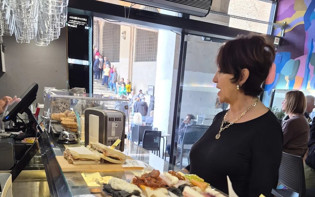 Padova Market to Osteria Food Tour: 10+ tasters & Wine Image 8