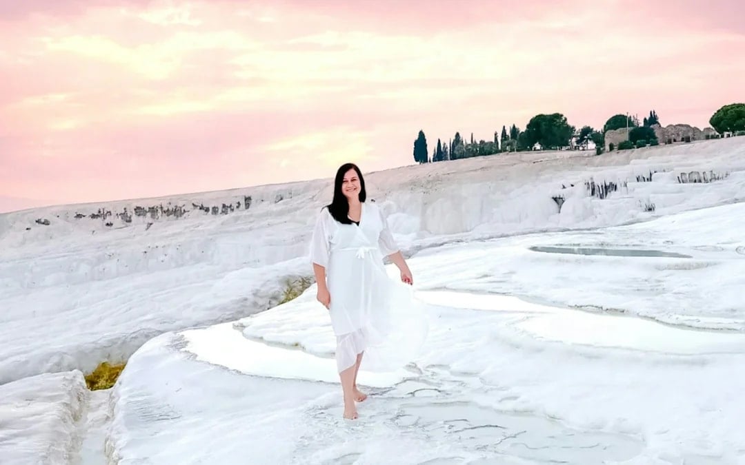 Pamukkale, Hierapolis and Salda Lake 2-Day Tour with Thermal Spa Hotel Stay