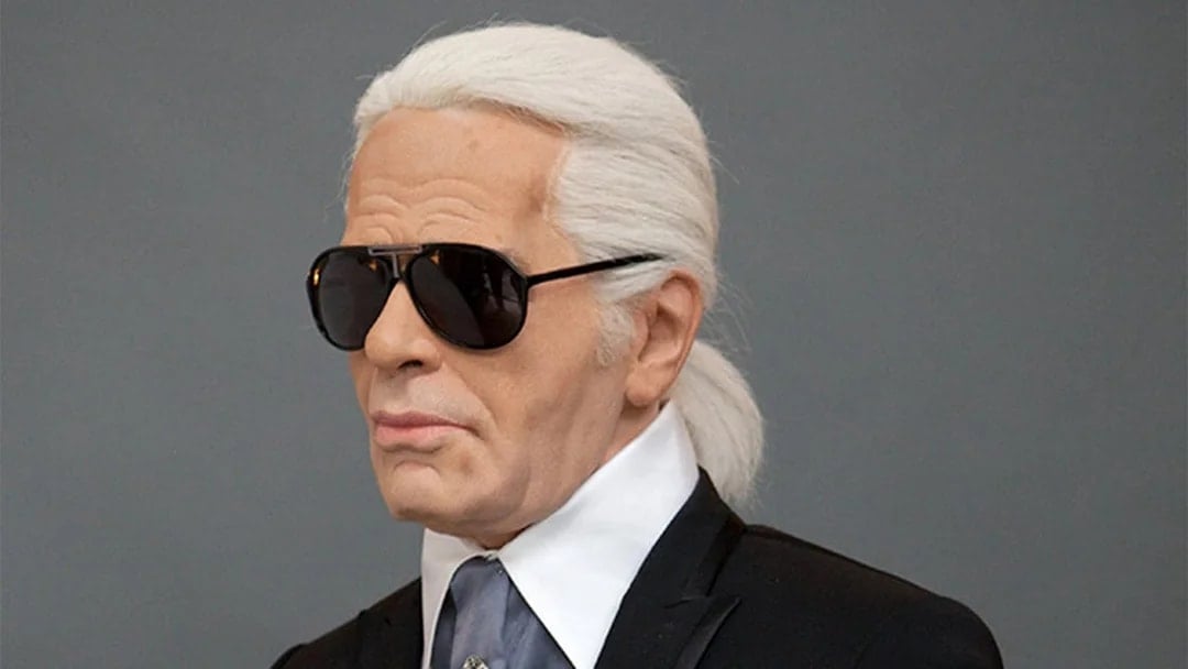 Wax figure with sunglasses at Panoptikum Das Wachsfigurenkabinett.