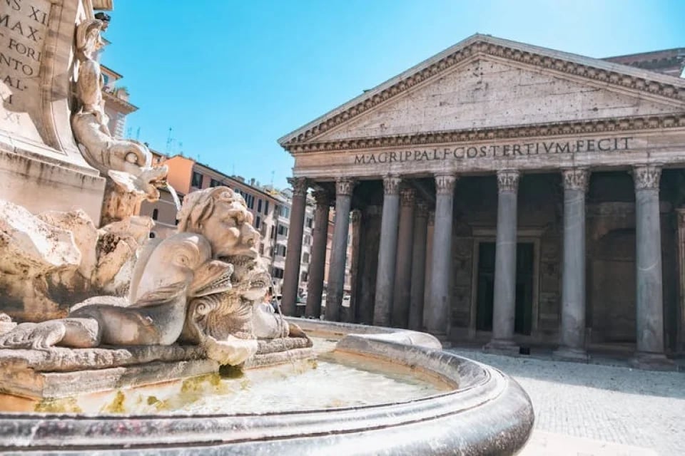 Pantheon fast track entrance tickets with audio guide