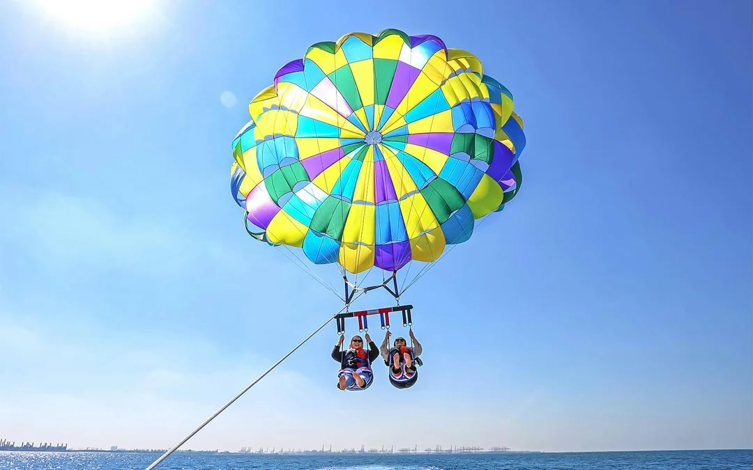 Parasailing Adventure in Dubai Image 7