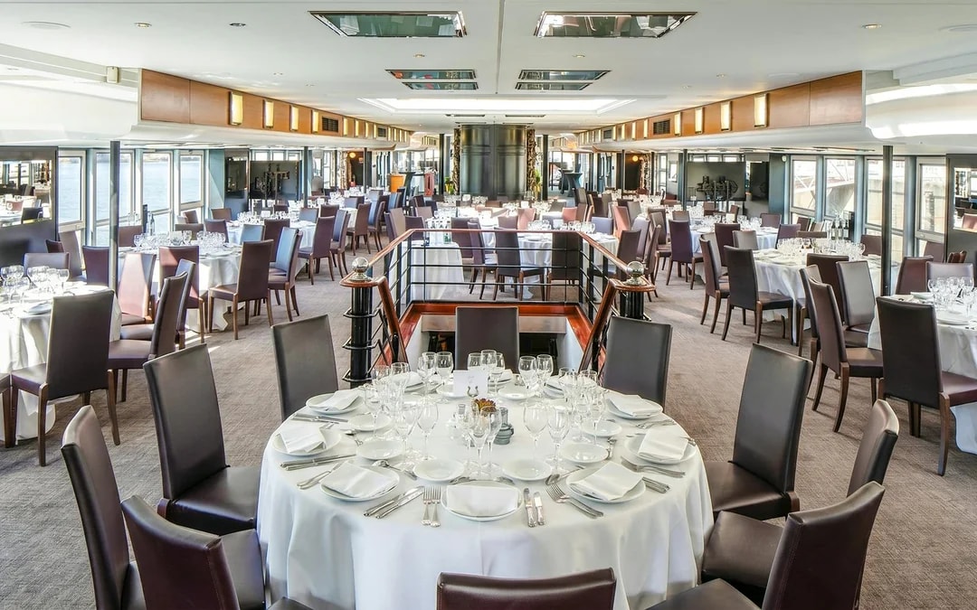 Paris Bastille Day Eve Dinner Cruise, Exclusive Show & Fireworks Image 3