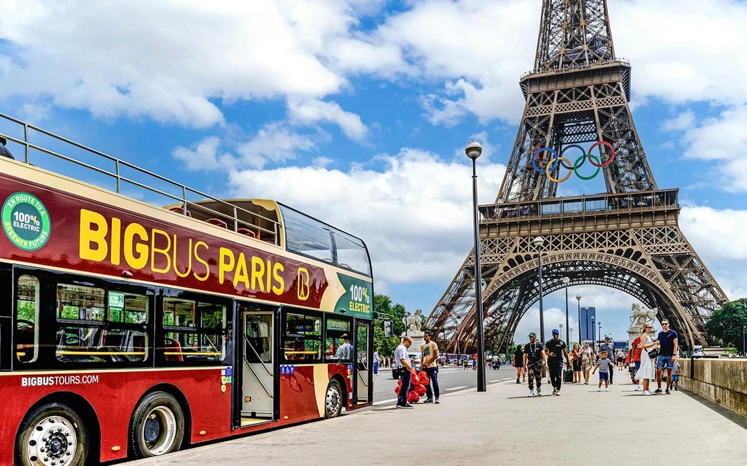 Big Bus: Paris Hop-on Hop-off Bus Tour with Optional Seine River Cruise Image 1