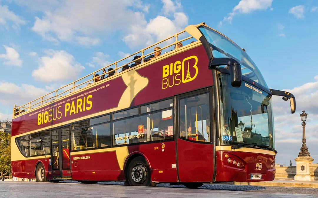 Big Bus: Paris Hop-on Hop-off Bus Tour & Pantheon Entry Tickets Image 1