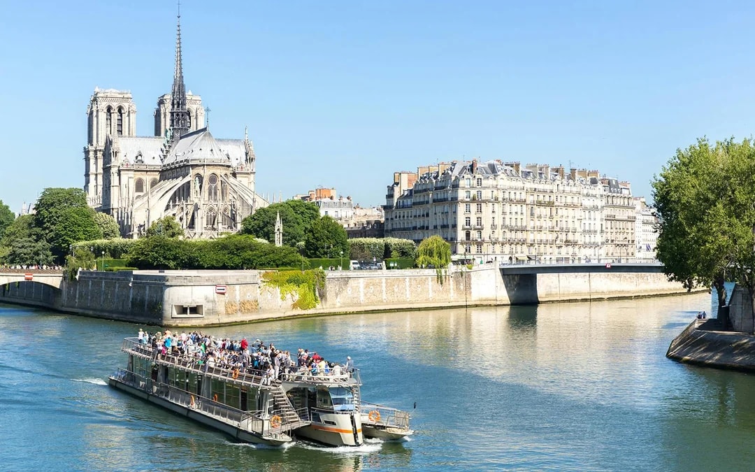 Big Bus: Paris Hop-on Hop-off Bus Tour & Pantheon Entry Tickets Image 11