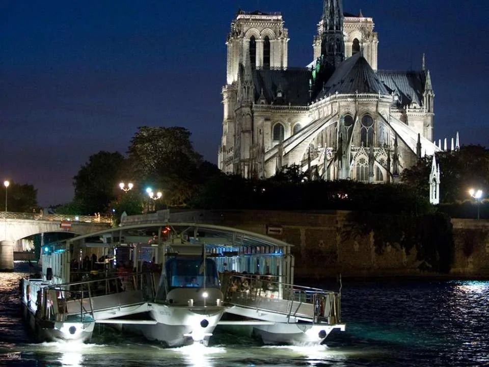 Paris City Tour, Eiffel Tower Lunch with Reserved Access & Seine Cruise | France