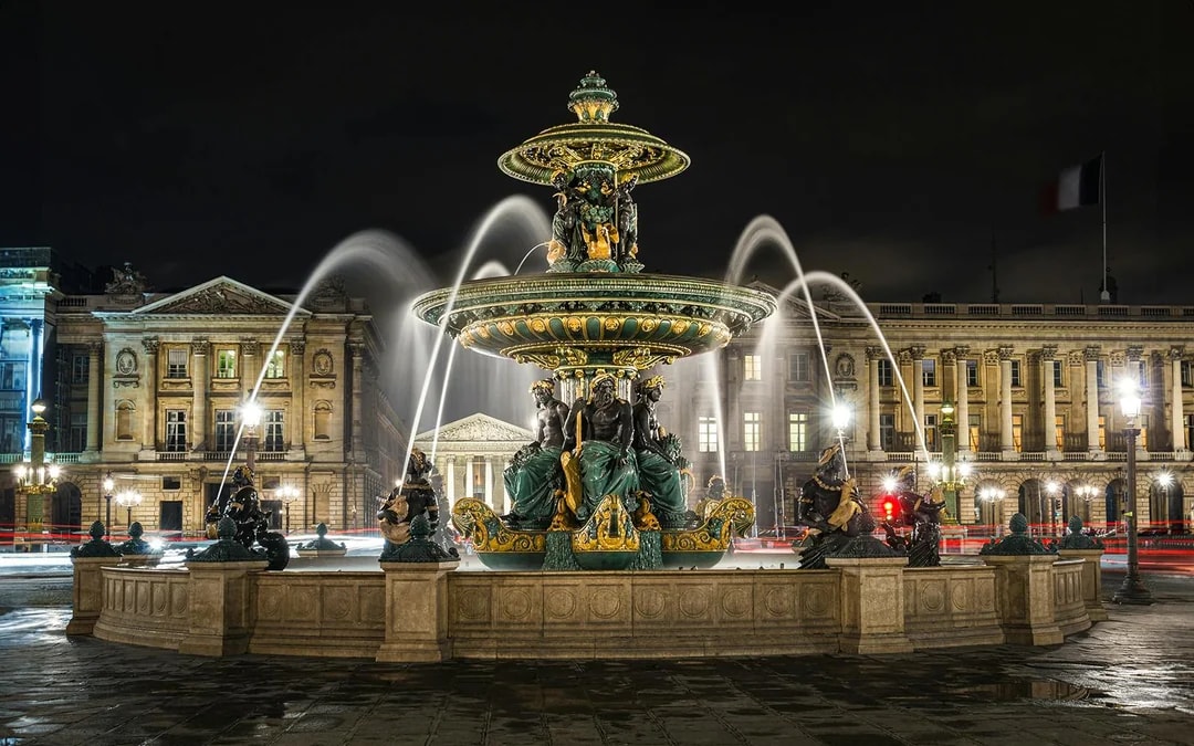 Paris Evening Sightseeing Tour with Eiffel Tower Summit Tickets Image 7