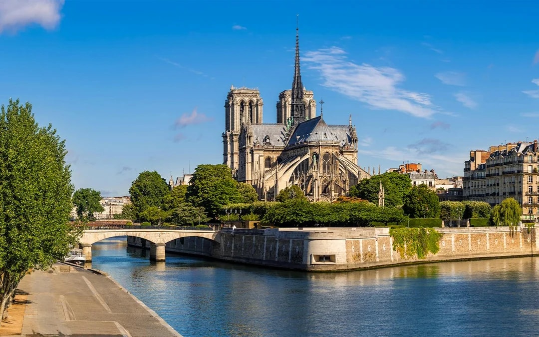 Notre-Dame to Panthéon Tour with Panthéon Ticket Image 5