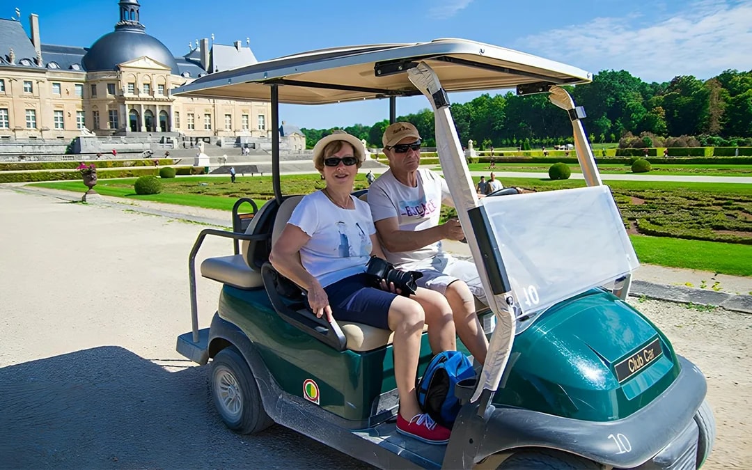 From Paris: Vaux-le-Vicomte & Fontainebleau Full-Day Tour with Optional Guide Image 9