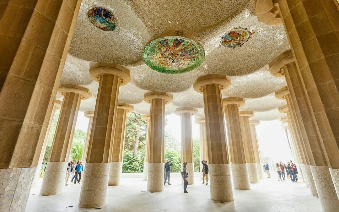 Park Güell Small Group Guided Private Tour with Skip-the-Line Tickets Image 6