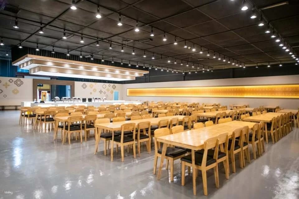 Pattaya: Bann Thai Food Museum with 11-Dish Meal