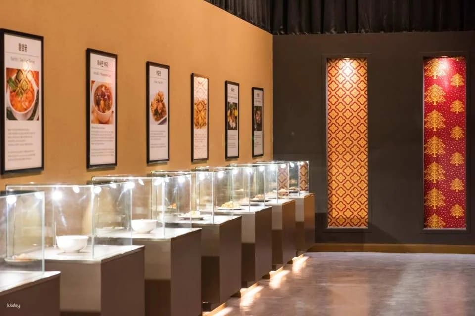 Pattaya: Bann Thai Food Museum with 11-Dish Meal