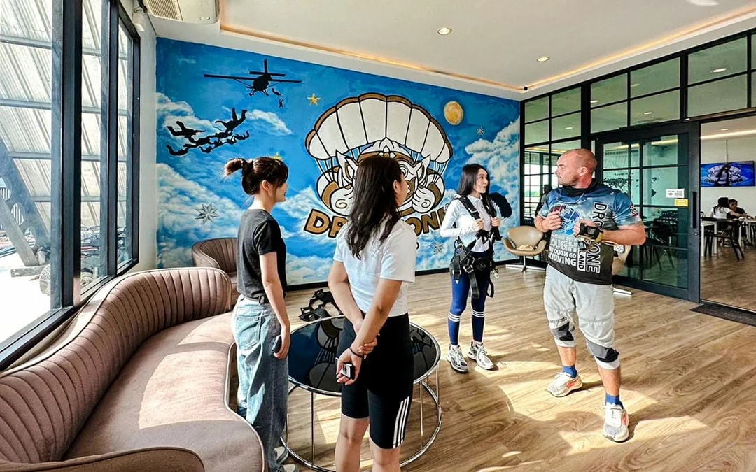 Ocean View Tandem Skydive in Pattaya: 13,000 ft Jump with Hotel Transfers Image 6