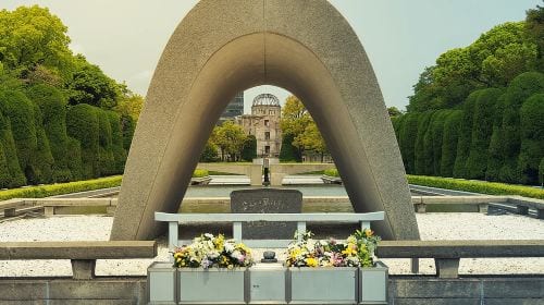 The Peace Memorial to Miyajima : Icons of Peace and Beauty