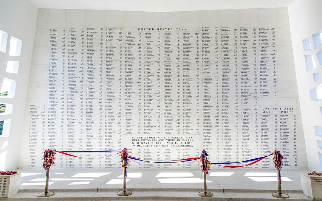 Pearl Harbor USS Arizona Memorial Tickets with Transportation Image 2