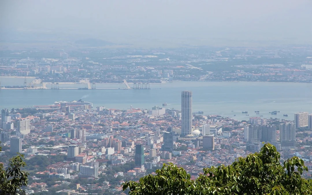 Penang Hill & Kek Lok Si Chinese Temple Half-Day Tour Image 4