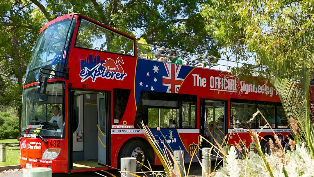 Red double-decker bus for Perth and Kings Park hop-on-hop-off tour.