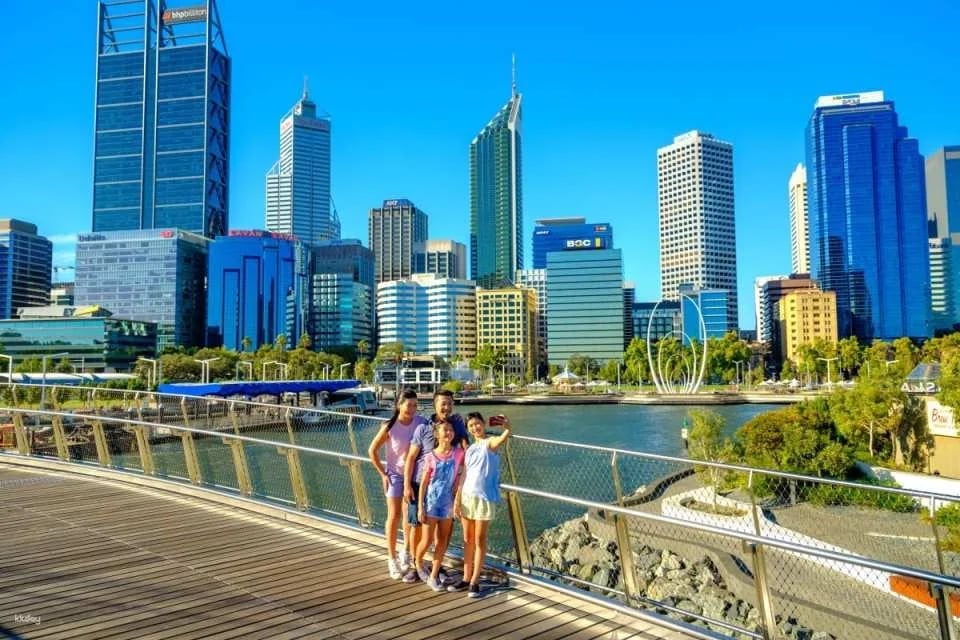 Perth Hop-On Hop-Off Bus Tour | Western Australia