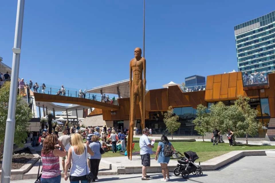 Perth Hop-On Hop-Off Bus Tour | Western Australia