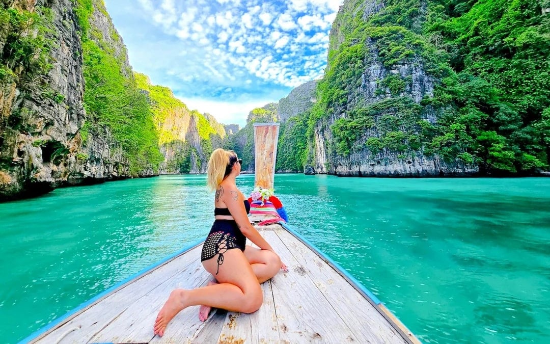 Phi Phi Private Longtail: Maya Bay, Pileh Lagoon & Snorkel Image 1