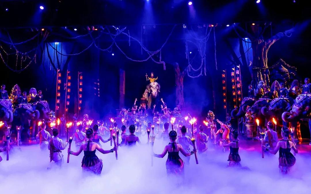 Phuket Fantasea Tickets with Round-Trip Shared Transfers & Optional Dinner Image 2