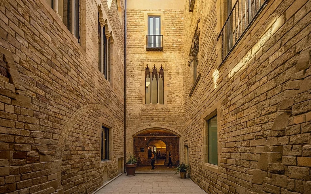 Picasso Museum Barcelona Skip-the-Line Tickets with Free Gothic Quarter Tour Image 2
