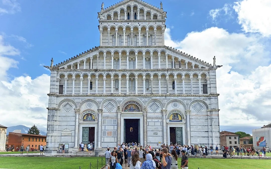Leaning Tower of Pisa & Cathedral Guided Tour Image 1