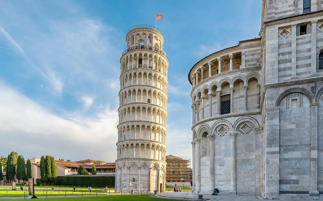 Leaning Tower of Pisa & Cathedral Guided Tour Image 3