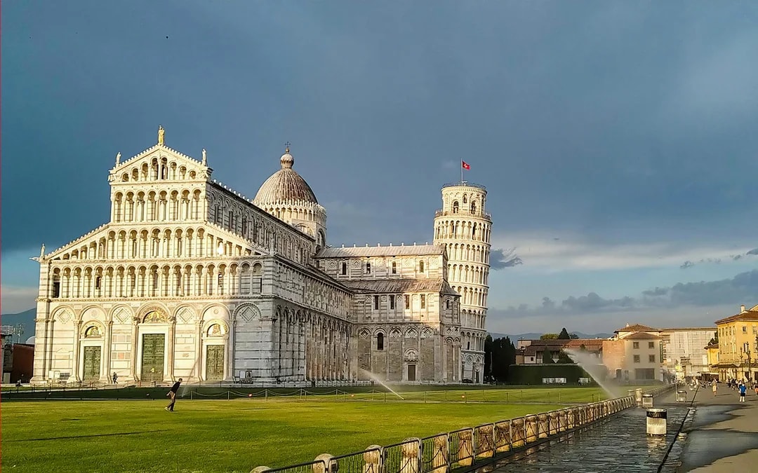 Pisa Walking Tour with Cathedral & Leaning Tower Tickets Image 3