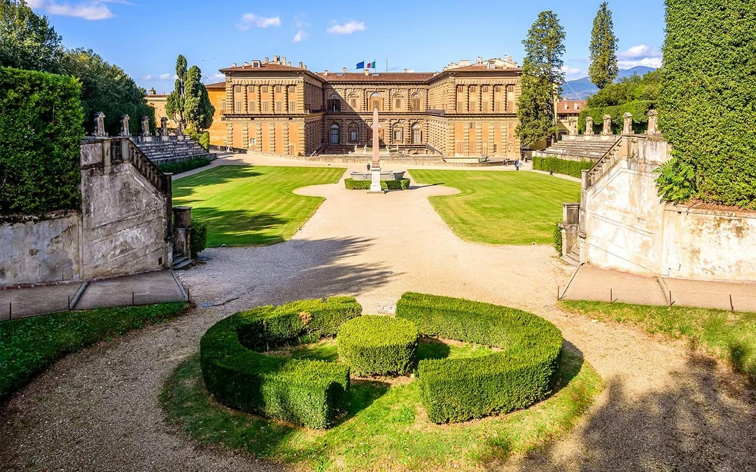 Pitti Palace & Boboli Gardens Private Tour Image 7
