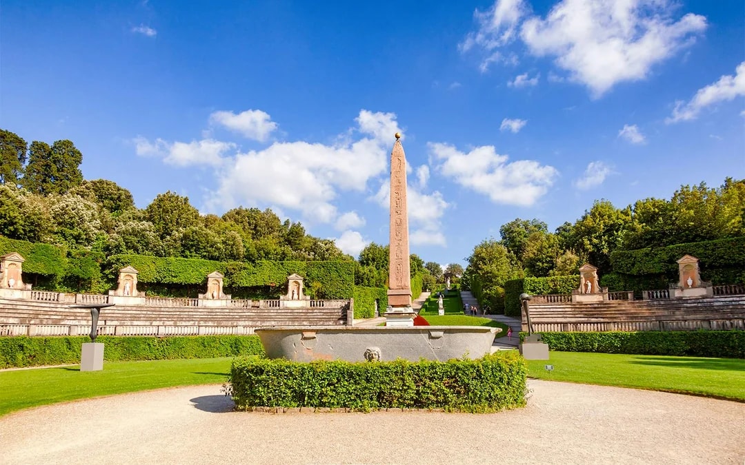 Pitti Palace & Boboli Gardens Private Tour Image 8