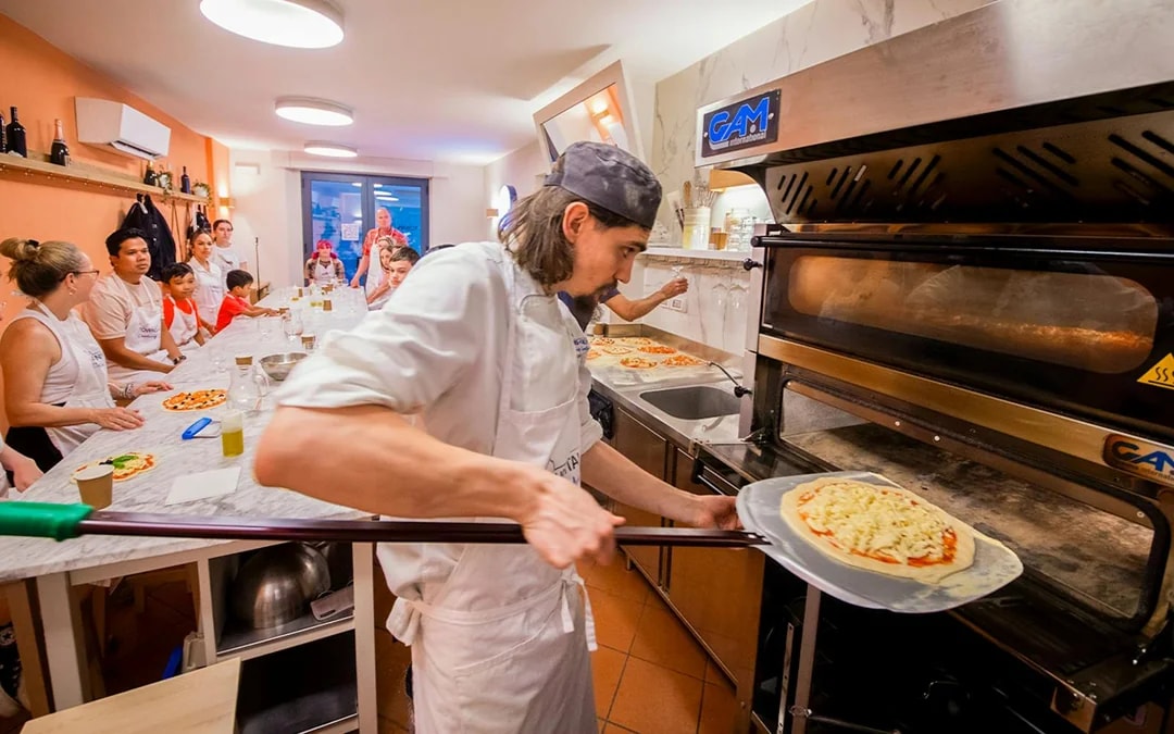 Pizza and Gelato Making Cooking Class Image 8