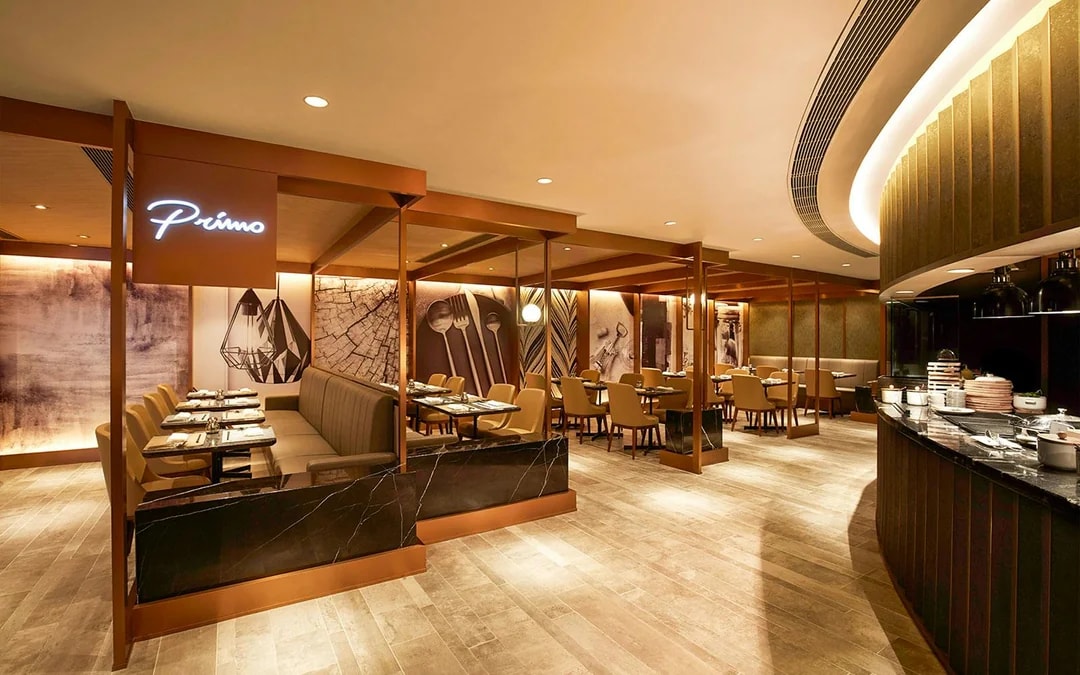 Plaza Premium First Class Lounge with Infinity Room at Hong Kong International Airport (Gate 1) Image 8