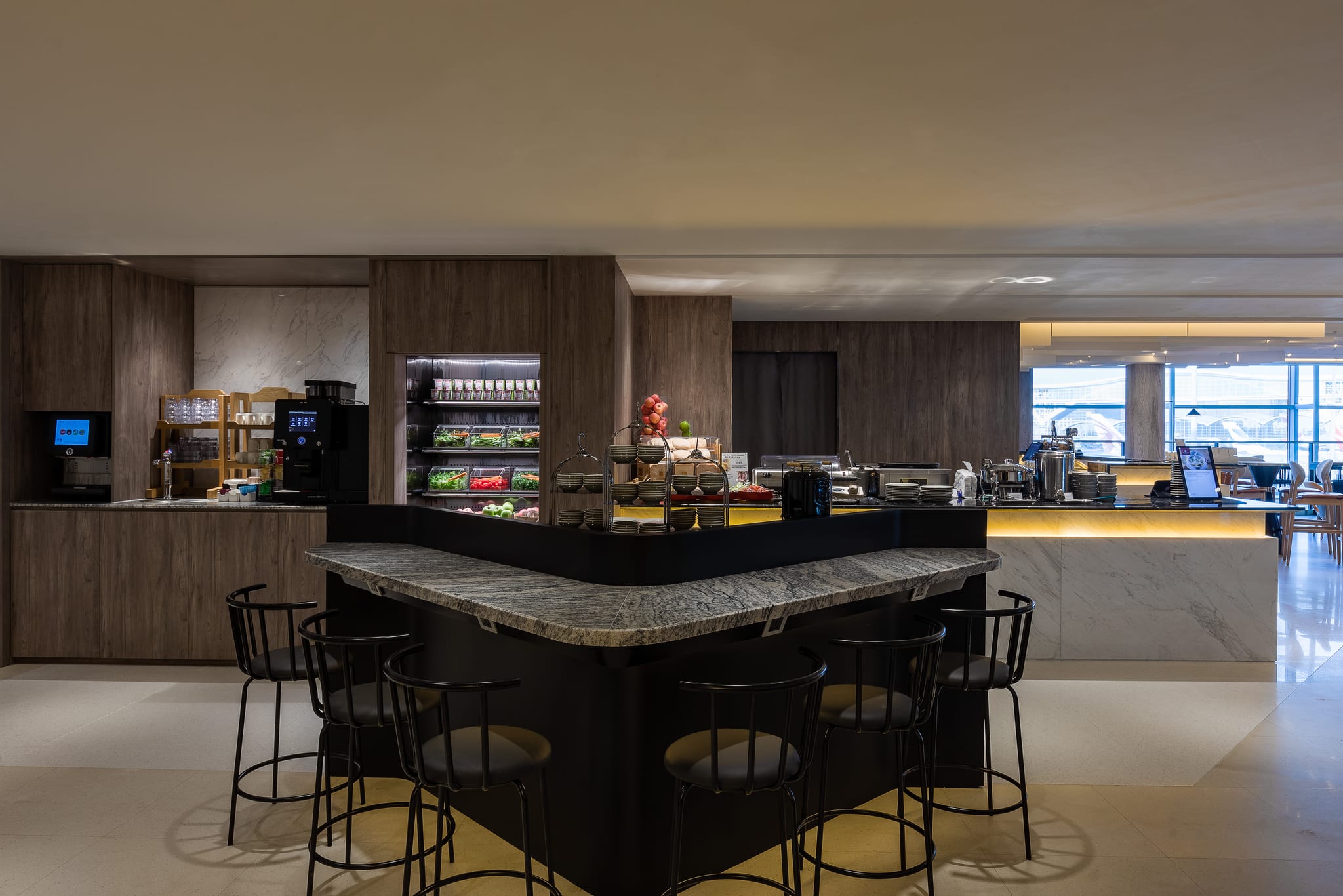 Plaza Premium Lounge (Gate 60) Hong Kong International Airport