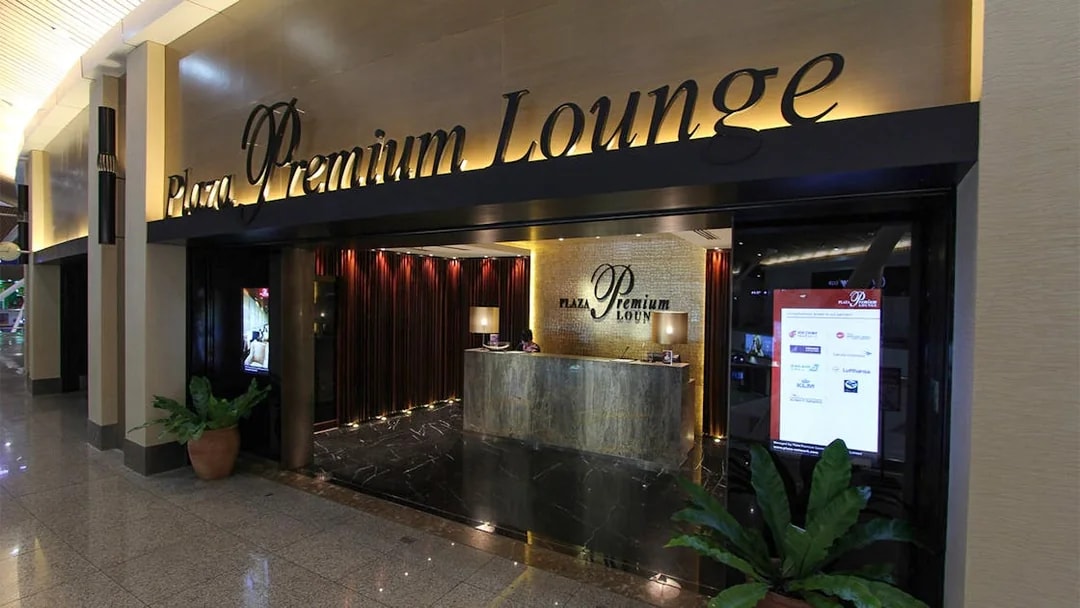 Plaza Premium Lounge entrance at Satellite Terminal, International Departures.