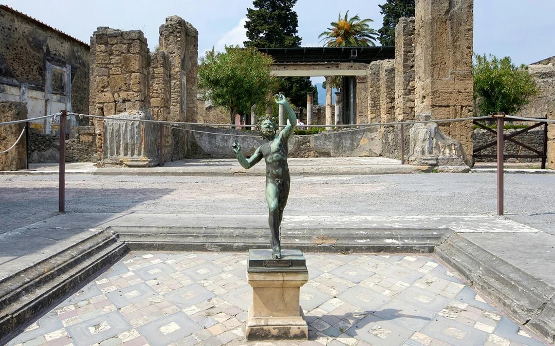 From Pompeii: Pompeii and Herculaneum Guided Tour with Transfers Image 11