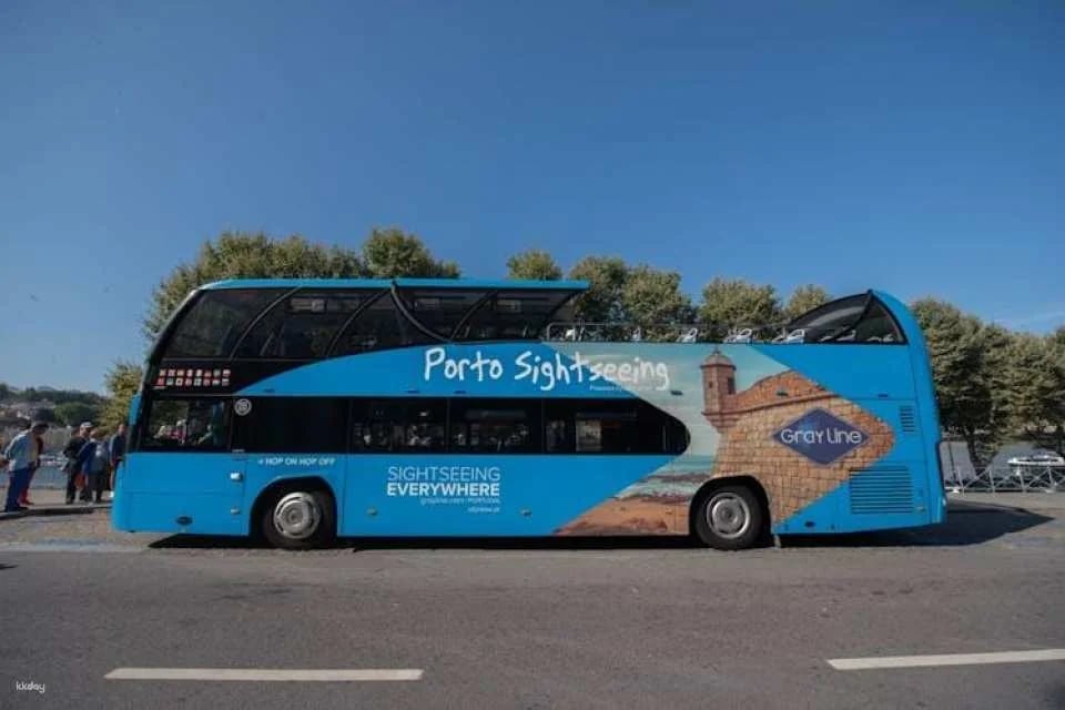 Porto 24 hours hop-on hop-off bus tour