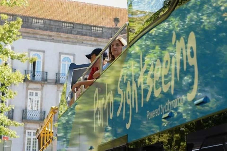Porto 24 hours hop-on hop-off bus tour