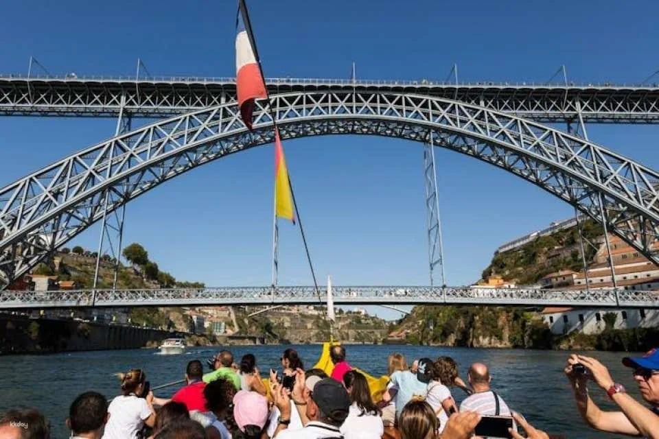 Porto Hop-On Hop-Off Bus Tour