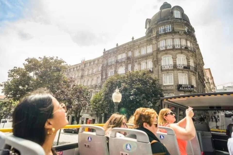 Porto Hop-On Hop-Off Bus Tour