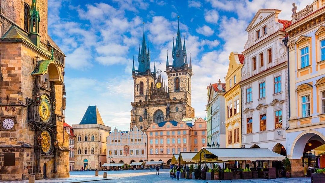 Prague Guided Walking Tour: Old Town & Jewish District
