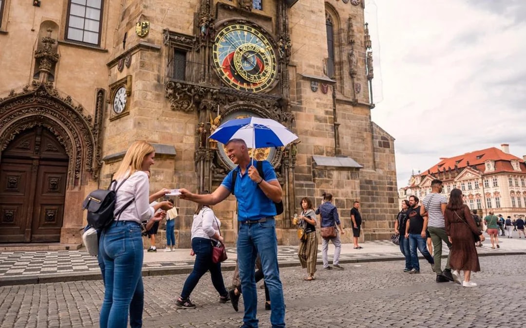 Prague Astronomical Clock Tower: Tickets, Audio Guide & Tours Image 2