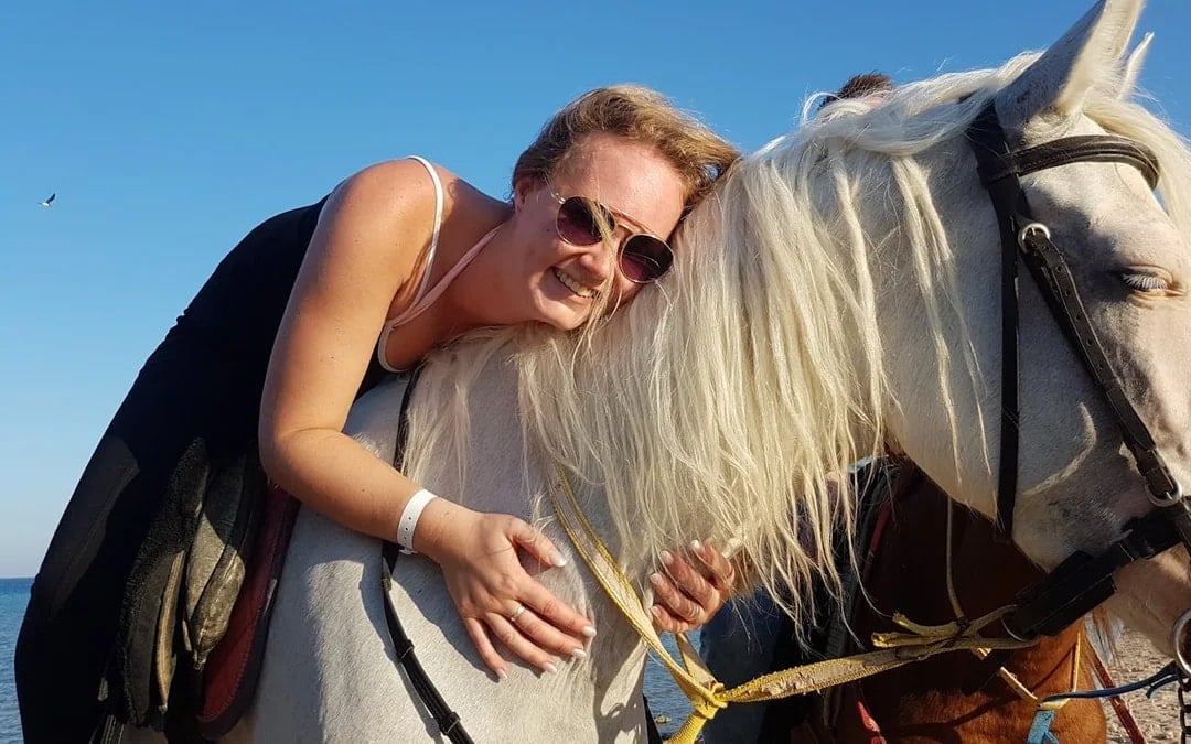 Premium 2 Hours Horse Riding, Desert Trail & Sea Beach - Hurghada Image 1