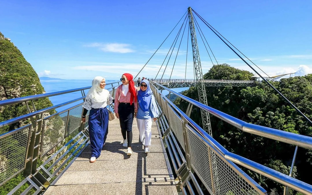 Premium Langkawi Cable Car Tickets with Express Lane 
 Image 4
